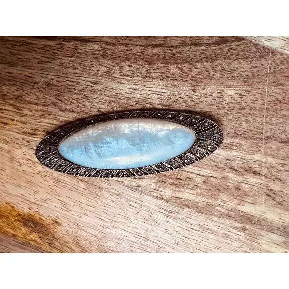 Vintage Sterling Silver 925 Marcasite Brooch with Mother of Pearl 2.75” Oval Pin - Picture 4 of 9